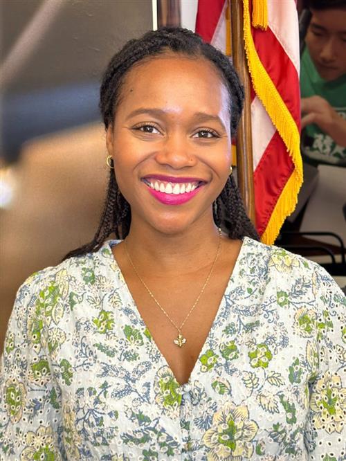 Ellison Headshot